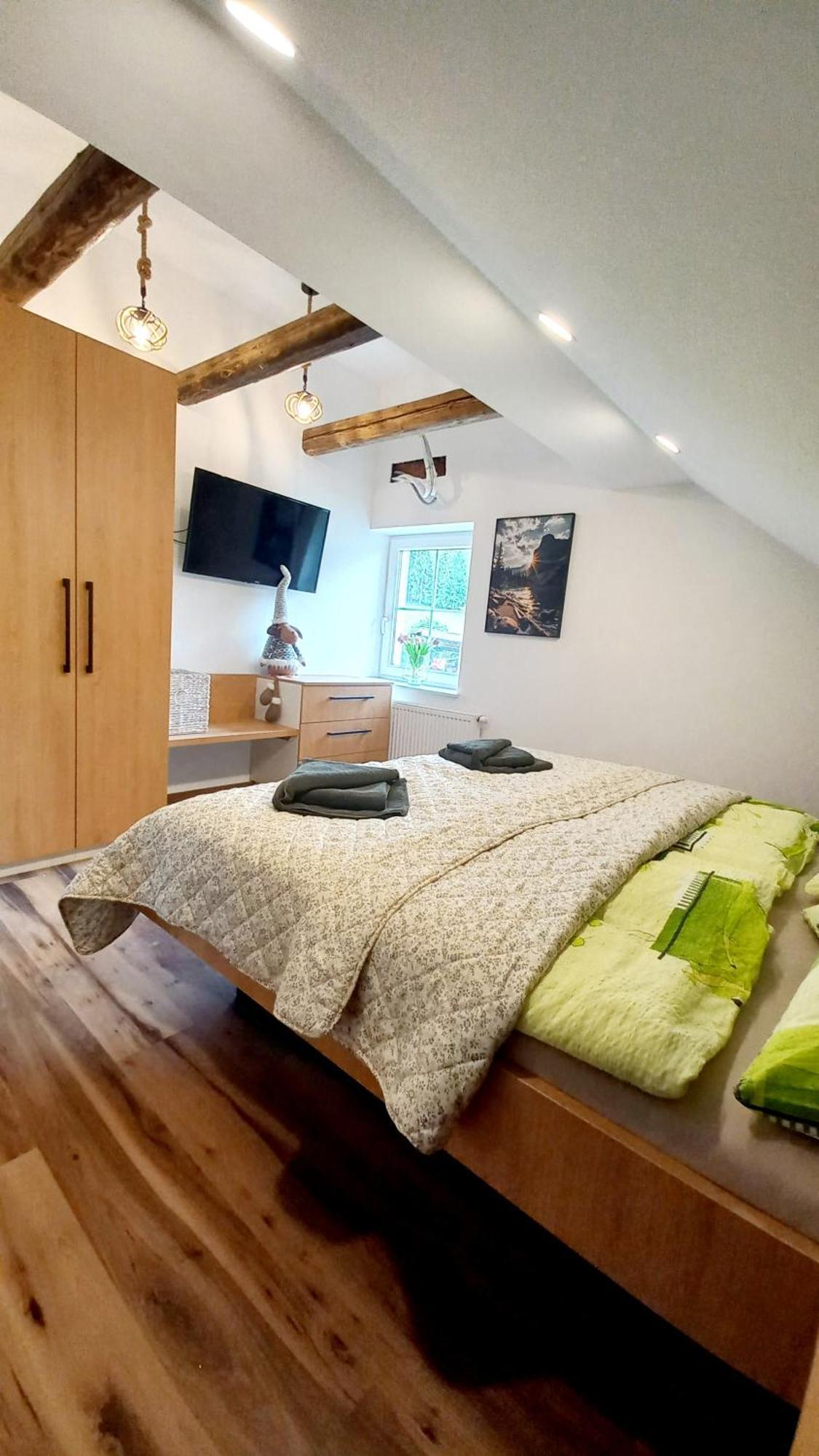 Apartma Rozle Mojstrana Esterno foto